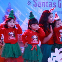 Kids-yuletide-6