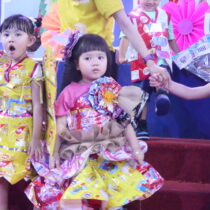 Little Kids on the ramp 24