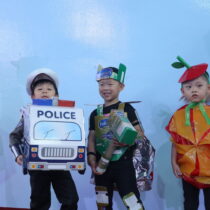 Little Kids on the ramp 9